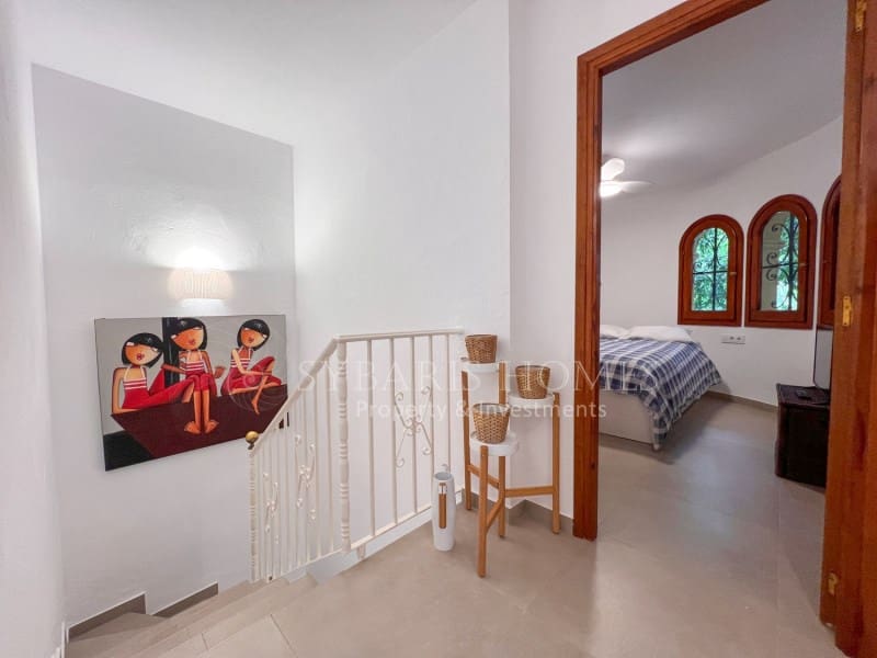3 bedroom Townhouse for sale in Denia with pool - € 580,000 (Ref: 10050024)