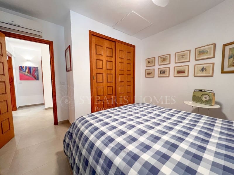 3 bedroom Townhouse for sale in Denia with pool - € 580,000 (Ref: 10050024)