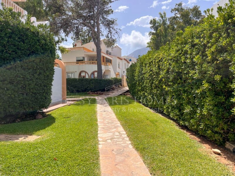 3 bedroom Townhouse for sale in Denia with pool - € 580,000 (Ref: 10050024)