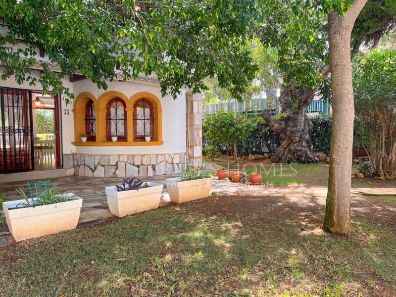 3 bedroom Townhouse for sale in Denia with pool - € 580,000 (Ref: 10050024)