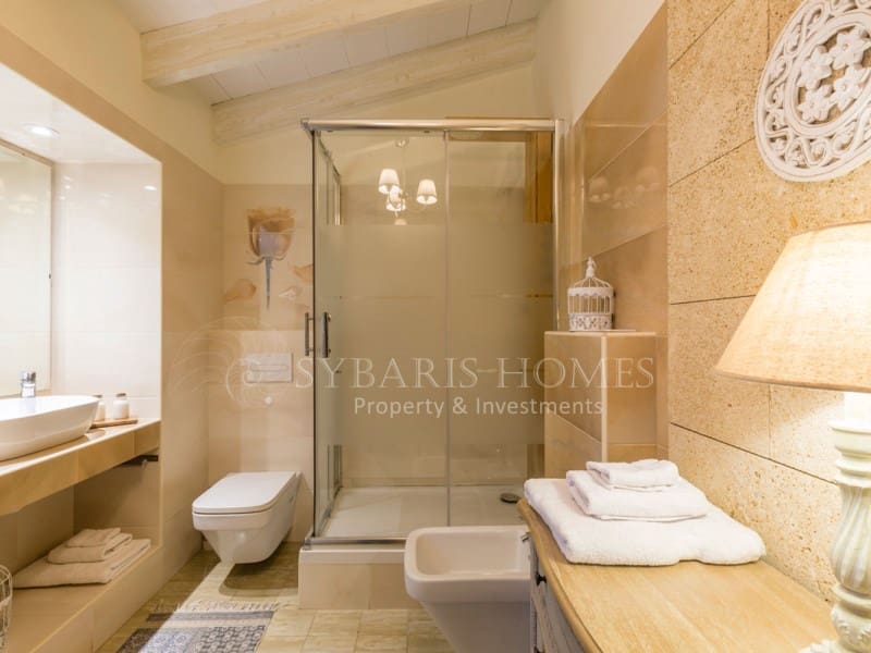 8 Zimmer Hotel zu verkaufen in Jalon / Xalo mit Pool - 1.500.000 € (Ref: 10081058)