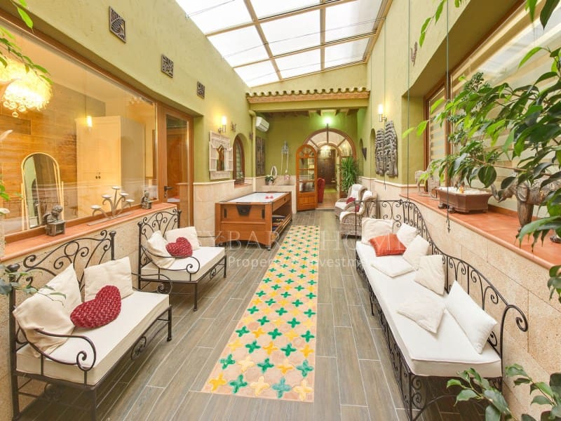 8 Zimmer Hotel zu verkaufen in Jalon / Xalo mit Pool - 1.500.000 € (Ref: 10081058)