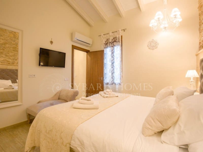 8 Zimmer Hotel zu verkaufen in Jalon / Xalo mit Pool - 1.500.000 € (Ref: 10081058)