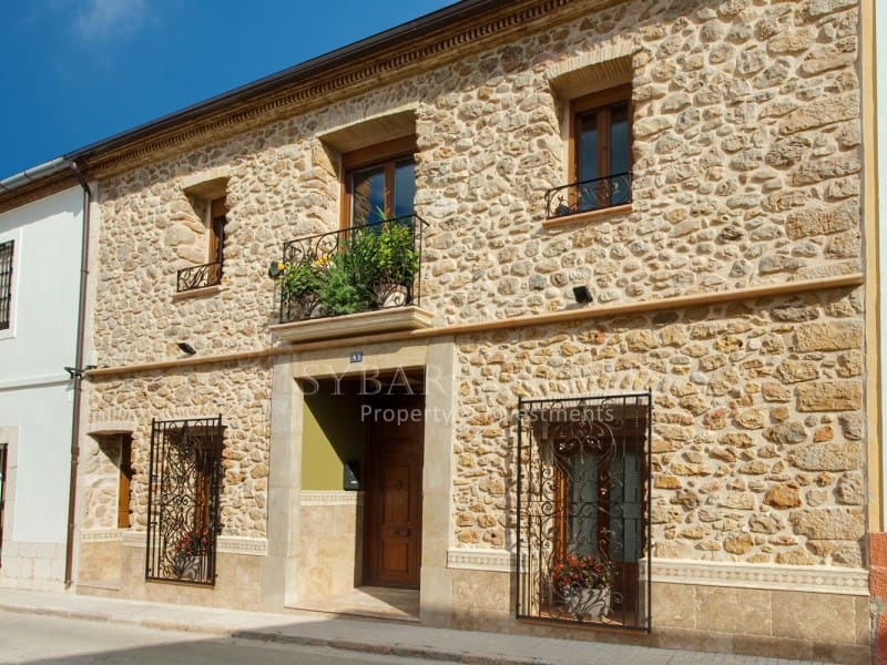 8 Zimmer Hotel zu verkaufen in Jalon / Xalo mit Pool - 1.500.000 € (Ref: 10081058)