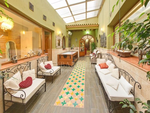 8 Zimmer Hotel zu verkaufen in Jalón / Xaló mit Pool - 1.500.000 € (Ref: 10081058)