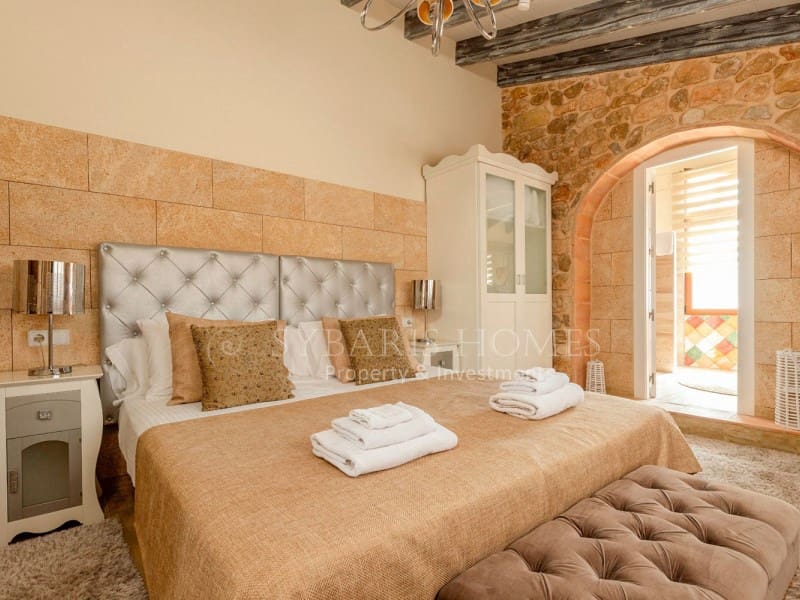8 Zimmer Hotel zu verkaufen in Jalon / Xalo mit Pool - 1.500.000 € (Ref: 10081058)