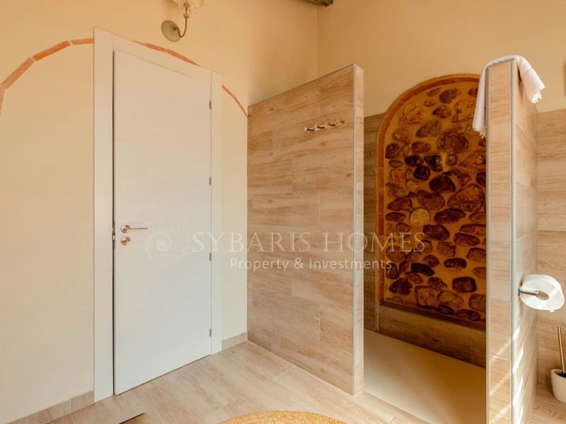 8 Zimmer Hotel zu verkaufen in Jalon / Xalo mit Pool - 1.500.000 € (Ref: 10081058)