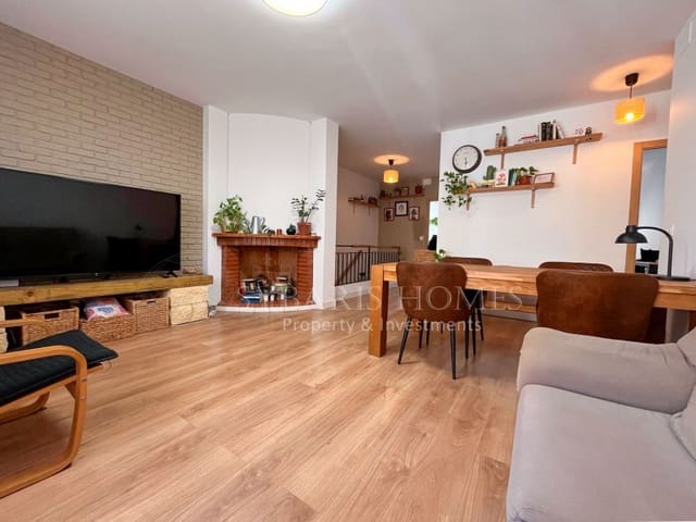 3 makuuhuone Huoneisto myytävänä paikassa La Xara, Dénia - 225 000 € (Ref: 10086042)