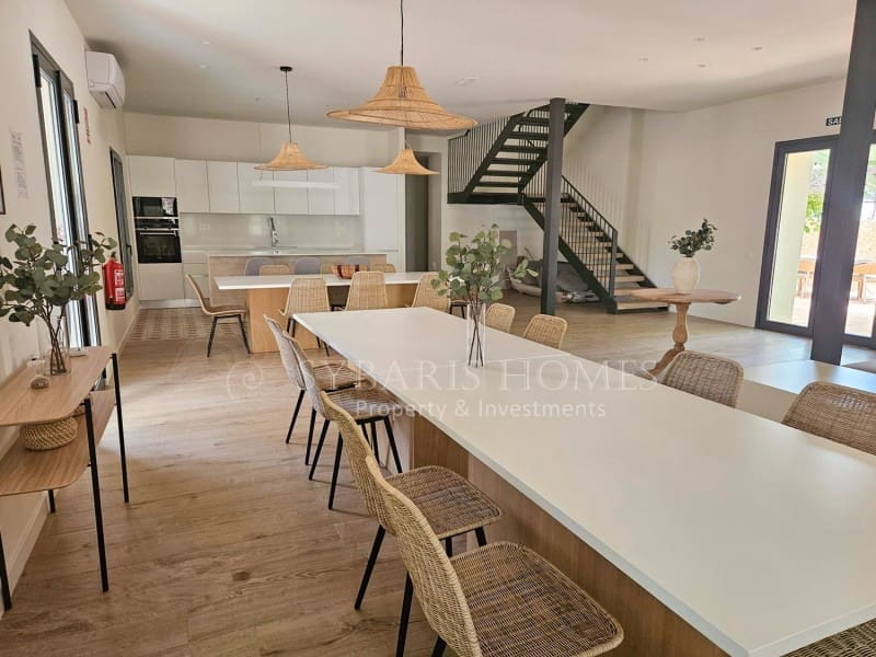 4 quarto Apartamento para venda em Denia com piscina garagem - 880 000 € (Ref: 10139400)