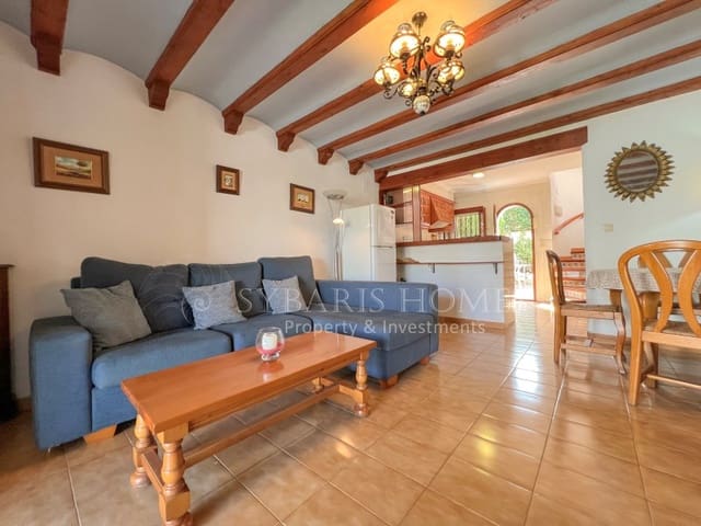 Bungalow de 2 habitaciones en El Puerto, Dénia en venta con piscina - 315.000 € (Ref: 10174536)