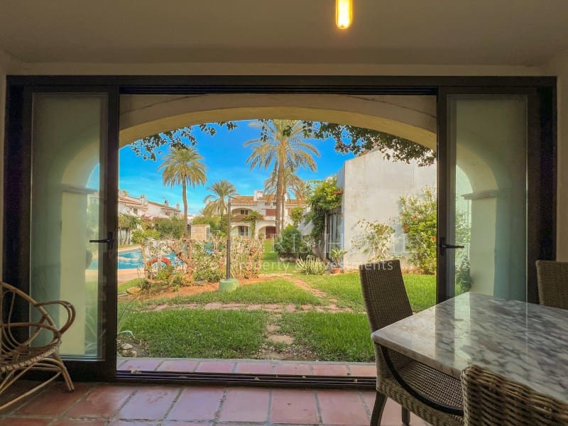 2 sypialnia Bungalow na sprzedaż w Denia z basenem - 315 000 € (Ref: 10174536)