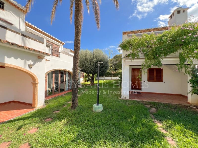 2 sypialnia Bungalow na sprzedaż w Denia z basenem - 315 000 € (Ref: 10174536)