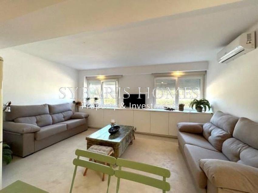 Leilighet til salgs i Denia med svømmebasseng garasje - € 159 000 (Ref: 10183772)