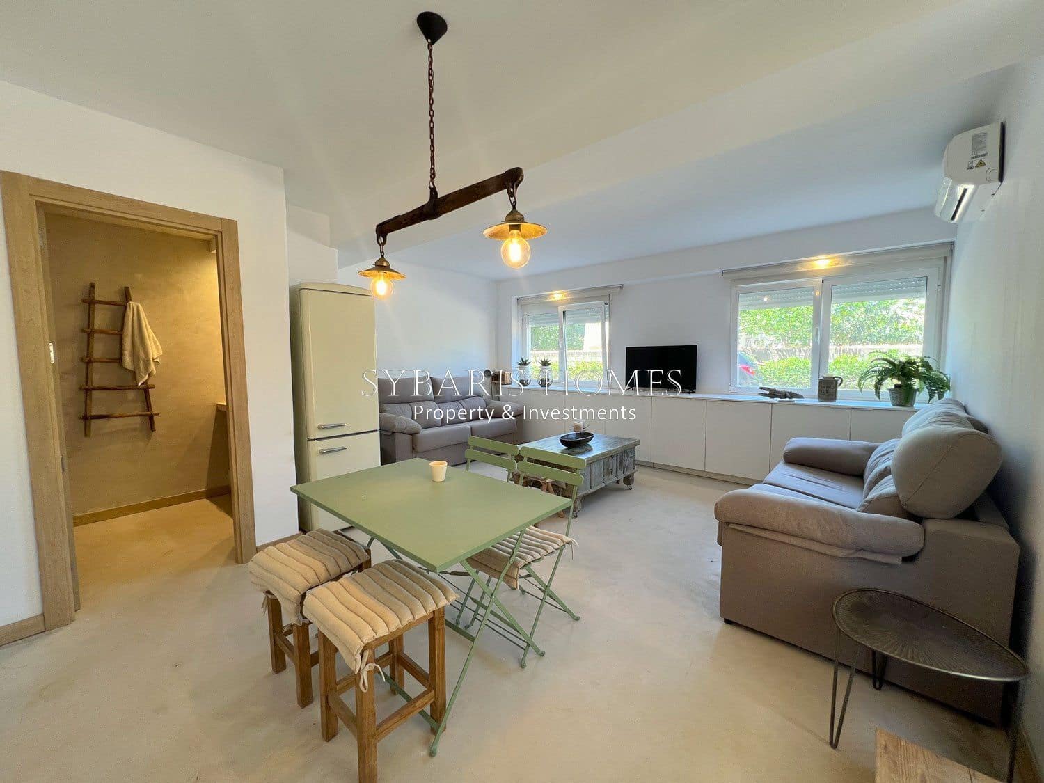 Leilighet til salgs i Denia med svømmebasseng garasje - € 159 000 (Ref: 10183772)