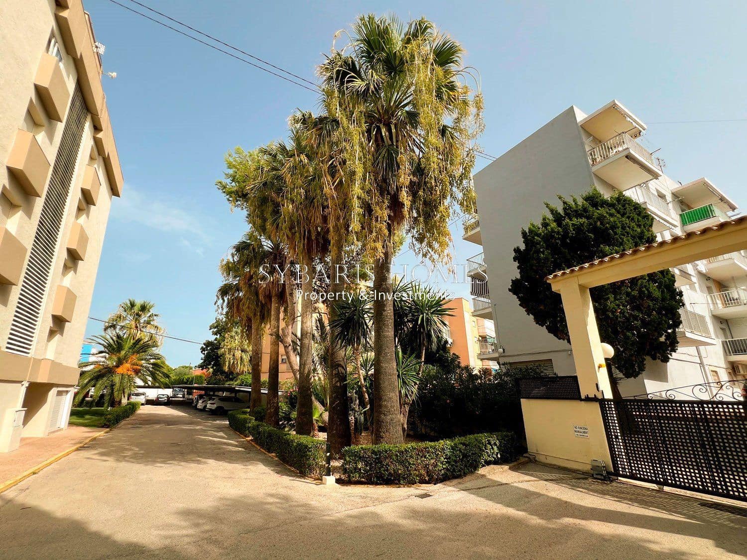 Leilighet til salgs i Denia med svømmebasseng garasje - € 159 000 (Ref: 10183772)