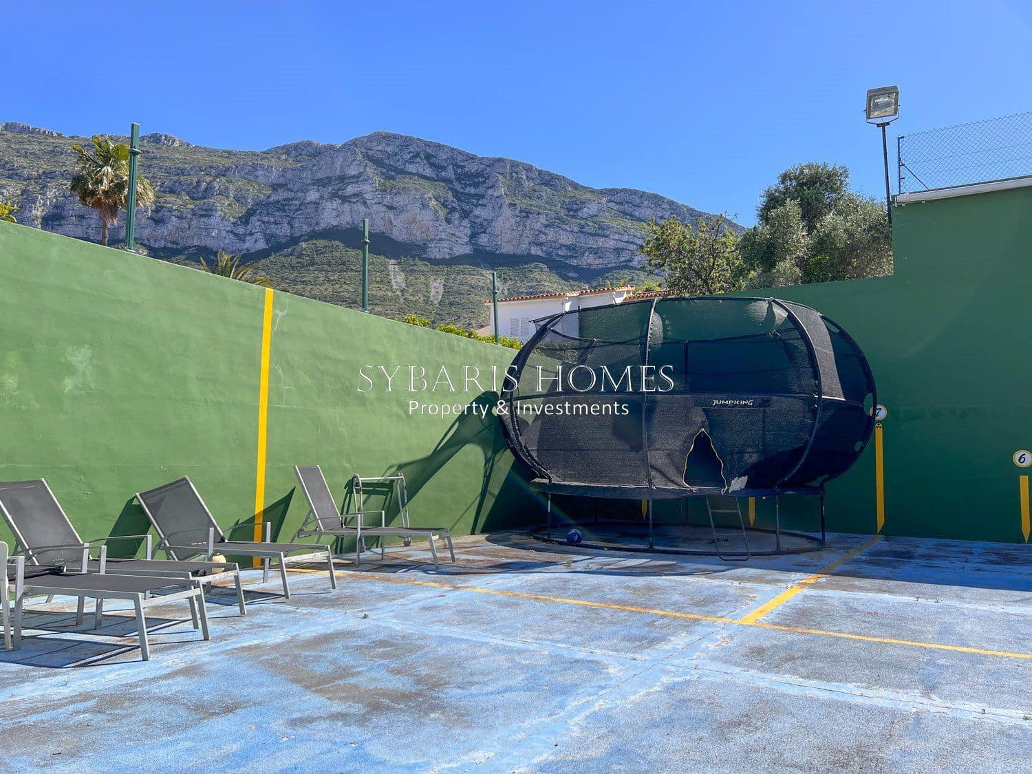 5 soveværelse Villa til salg i Denia med swimmingpool garage - € 1.250.000 (Ref: 10183783)