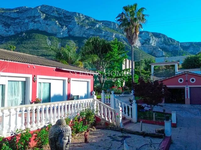 5 soveværelse Villa til salg i El Montgó, Dénia med swimmingpool garage - € 1.250.000 (Ref: 10183783)