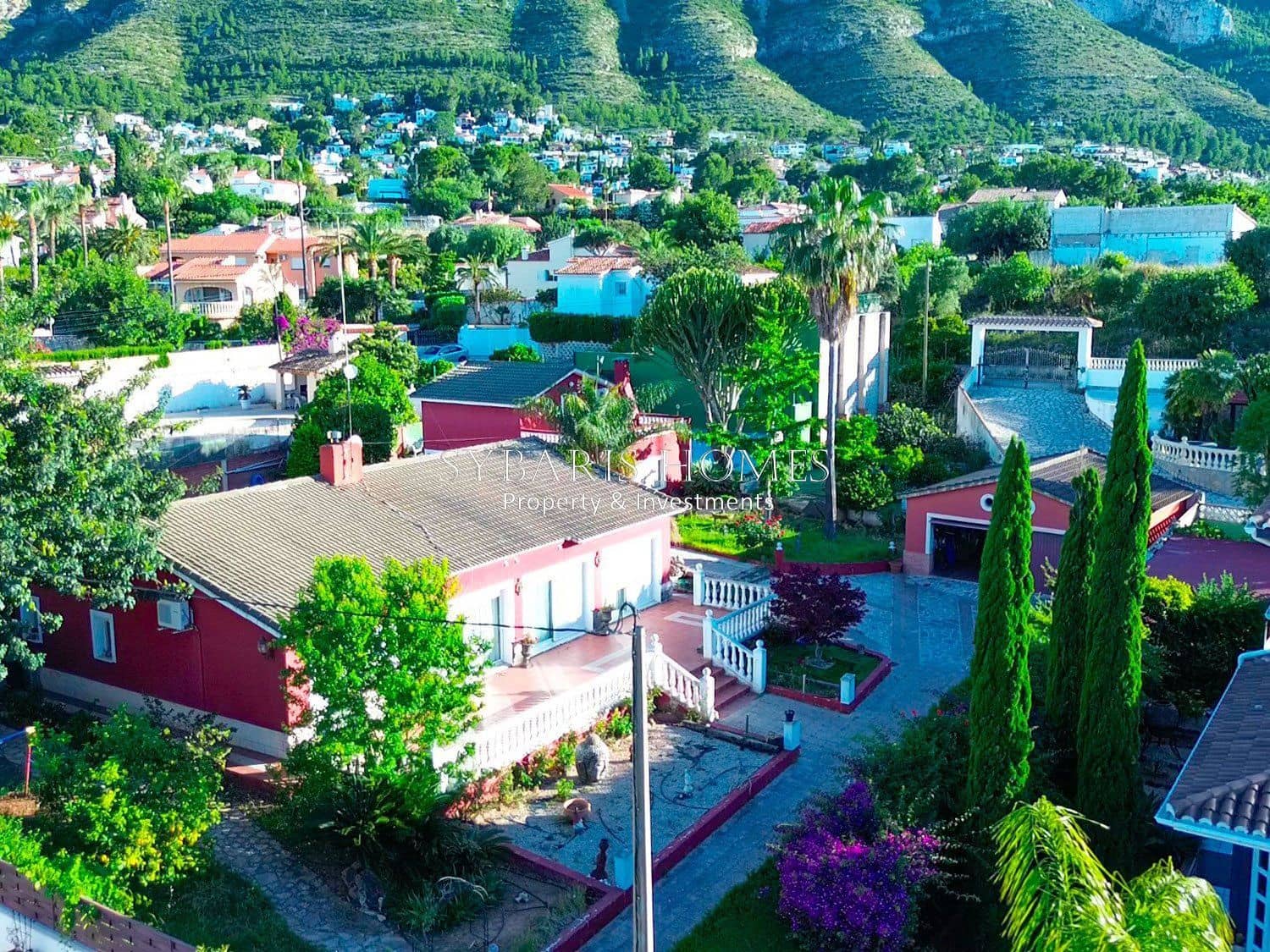 5 soveværelse Villa til salg i Denia med swimmingpool garage - € 1.250.000 (Ref: 10183783)