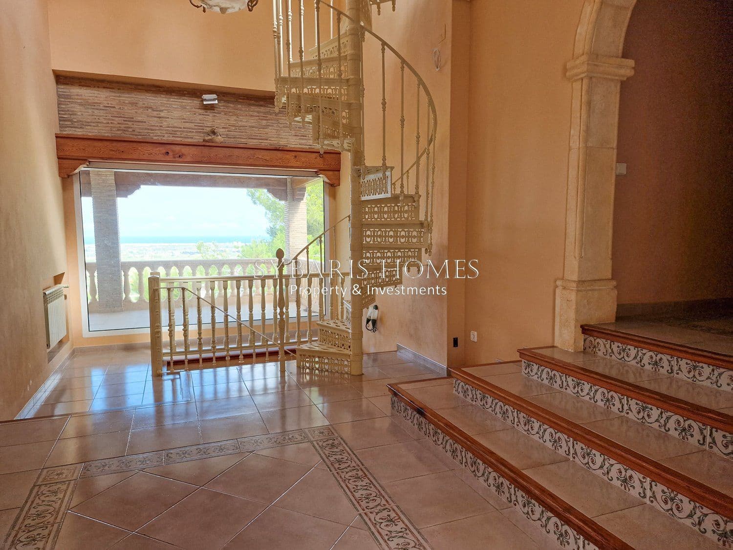 9 Zimmer Villa zu verkaufen in Pedreguer mit Garage - 899.000 € (Ref: 10183787)