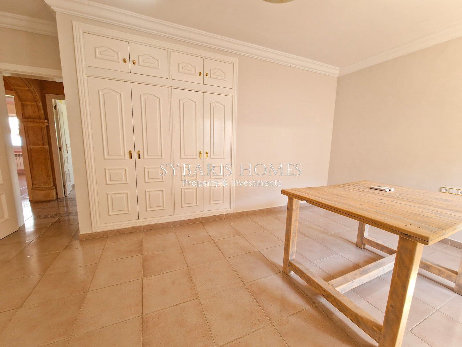 9 Zimmer Villa zu verkaufen in Pedreguer mit Garage - 899.000 € (Ref: 10183787)