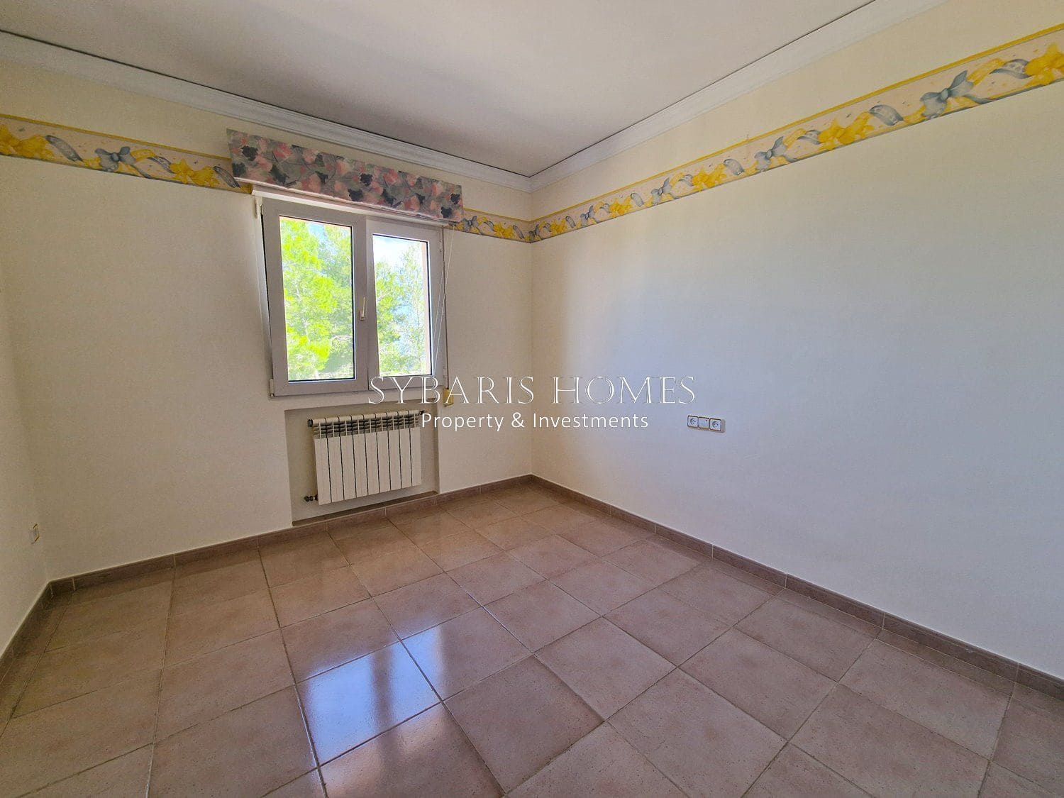 9 Zimmer Villa zu verkaufen in Pedreguer mit Garage - 899.000 € (Ref: 10183787)