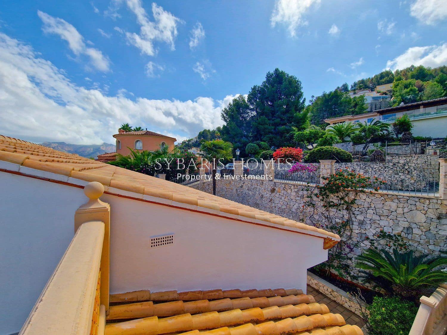 9 Zimmer Villa zu verkaufen in Pedreguer mit Garage - 899.000 € (Ref: 10183787)