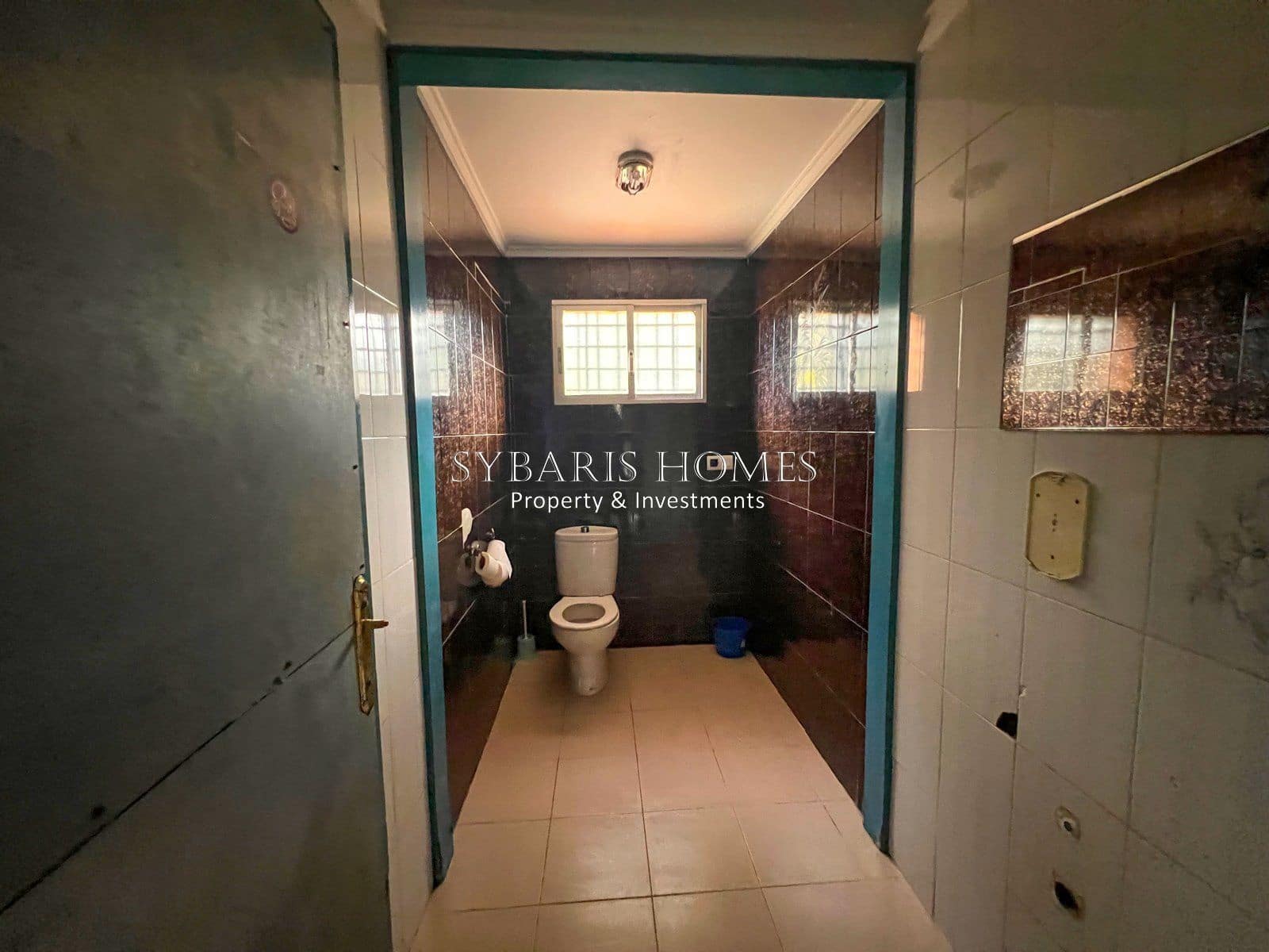 Kommersiell til salgs i Orba med garasje - € 299 000 (Ref: 10183791)