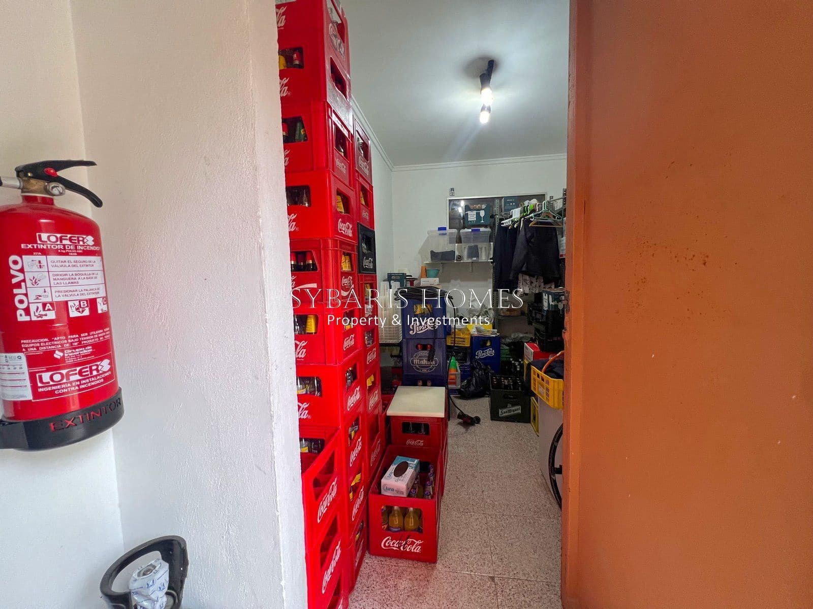 Kommersiell til salgs i Orba med garasje - € 299 000 (Ref: 10183791)