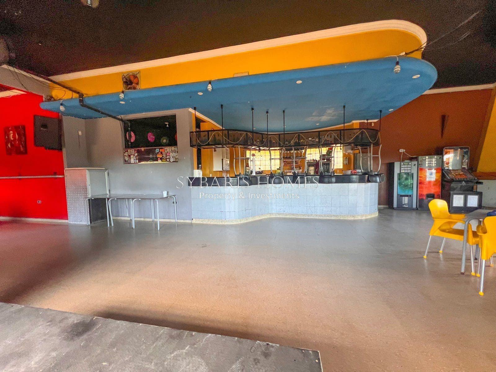 Kommersiell til salgs i Orba med garasje - € 299 000 (Ref: 10183791)