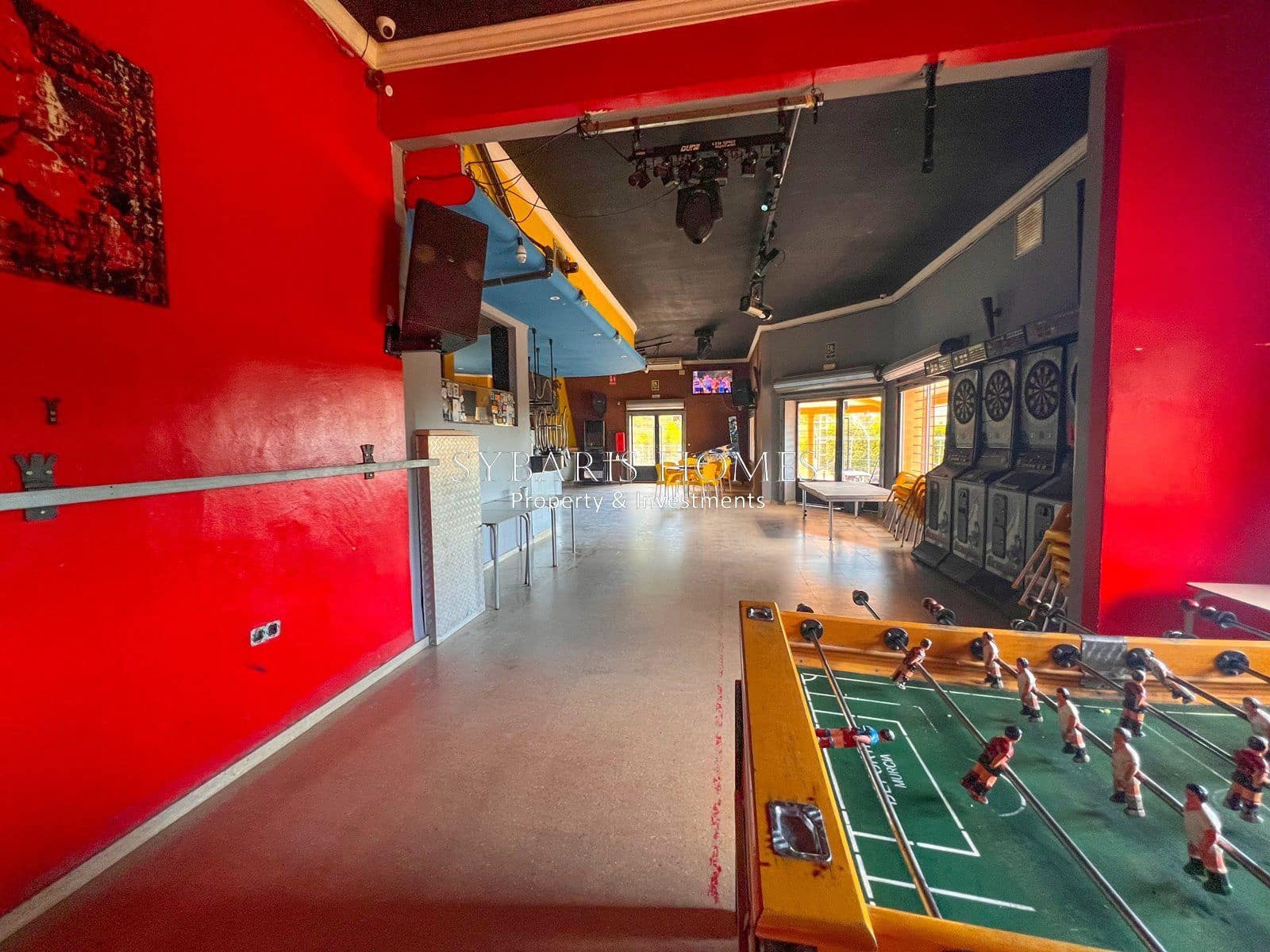 Kommersiell til salgs i Orba med garasje - € 299 000 (Ref: 10183791)