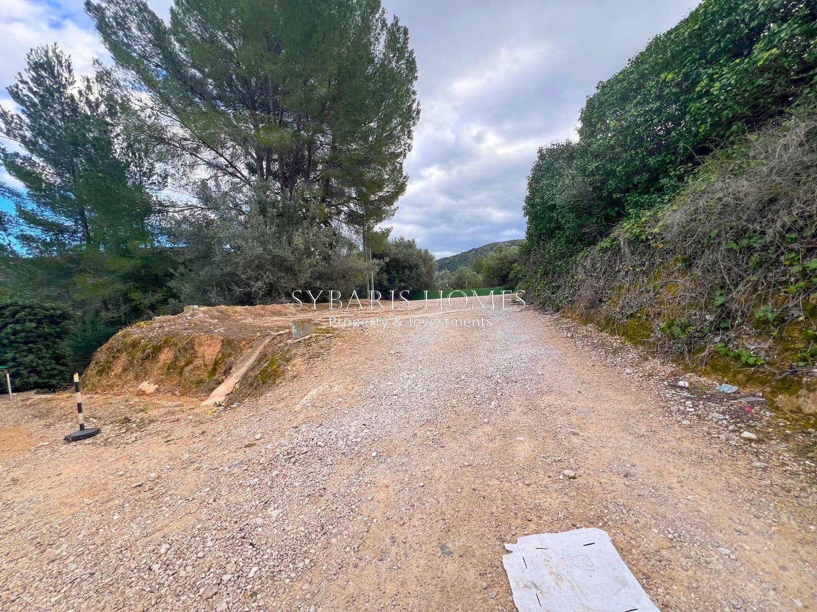 Kommersiell til salgs i Orba med garasje - € 299 000 (Ref: 10183791)