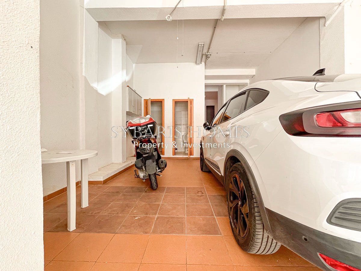 Kommersiell til salgs i Denia med garasje - € 325 000 (Ref: 10183794)