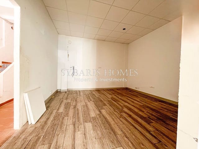 Kommersiell til salgs i Centro Urbano, Dénia med garasje - € 325 000 (Ref: 10183794)