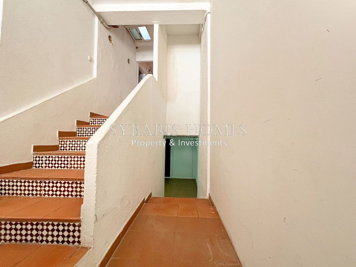 Kommersiell til salgs i Denia med garasje - € 325 000 (Ref: 10183794)