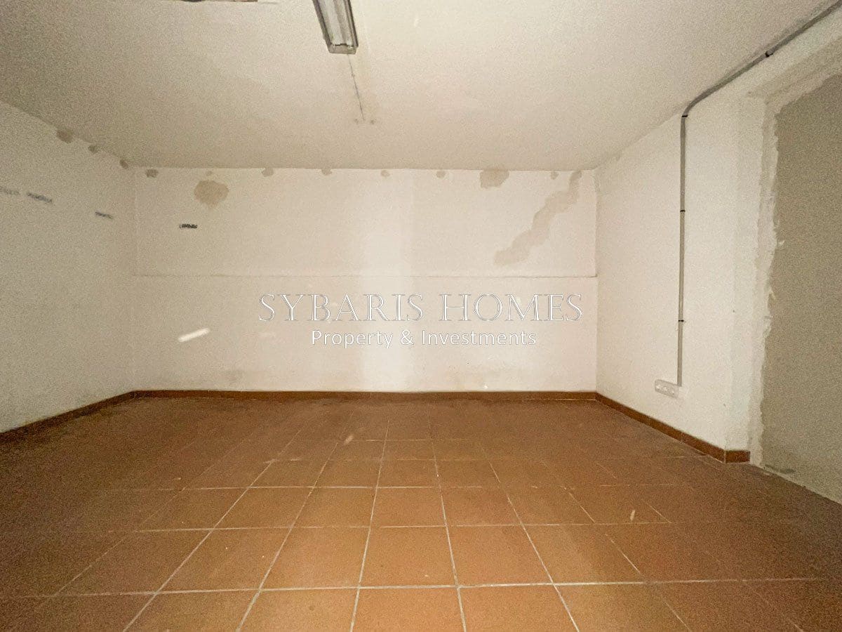 Kommersiell til salgs i Denia med garasje - € 325 000 (Ref: 10183794)