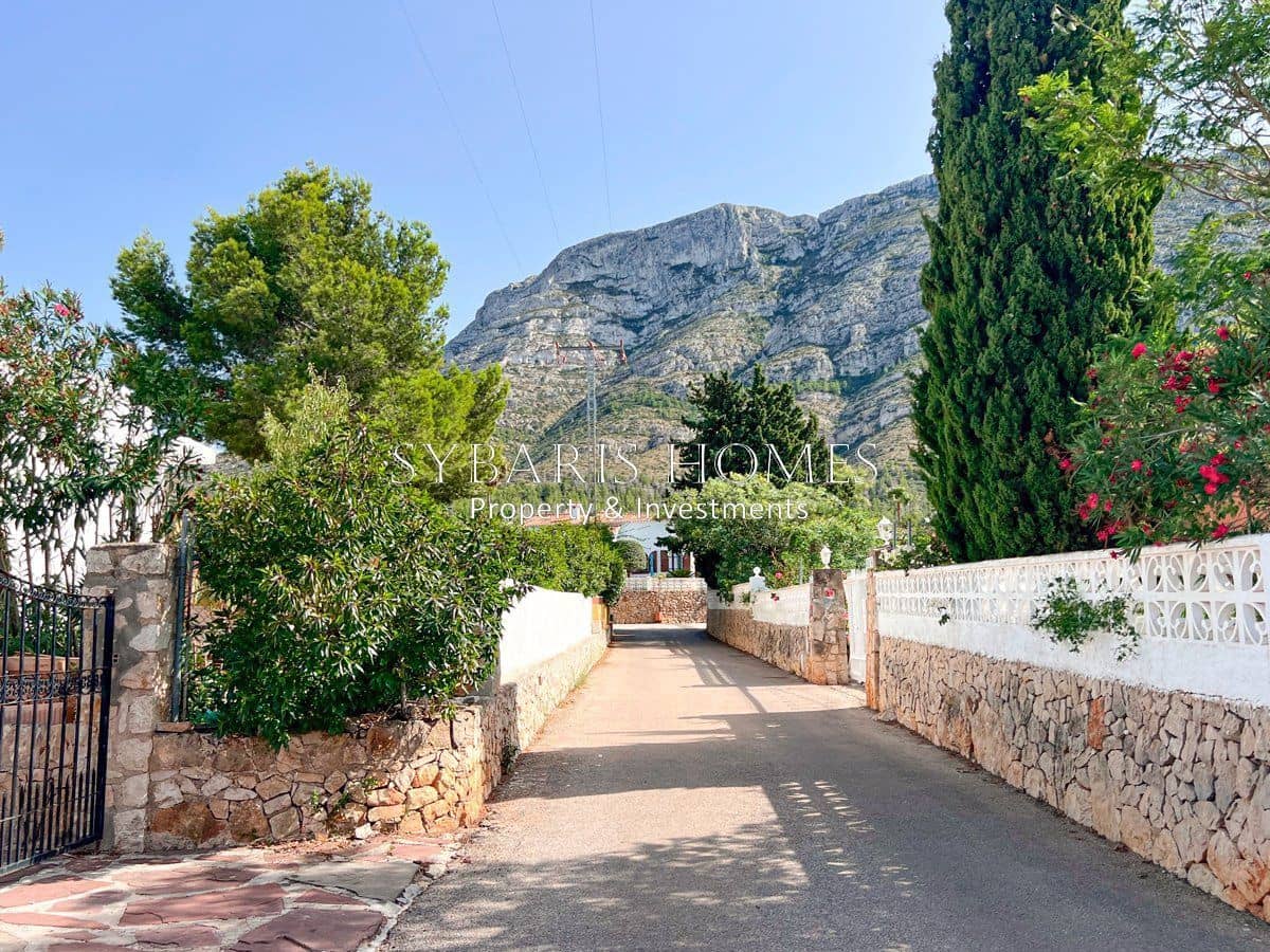 Byggegrund til salg i Denia - € 240.000 (Ref: 10183796)
