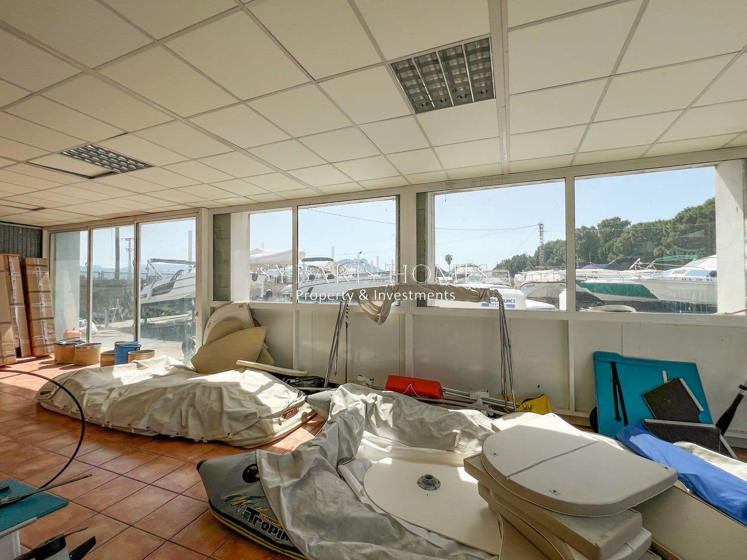 Commercial for sale in Denia with garage - € 1,650,000 (Ref: 10183799)