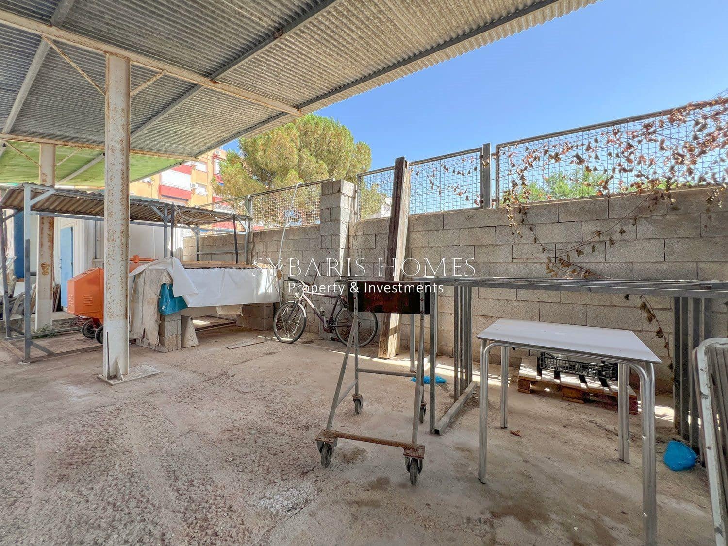 Commercial for sale in Denia with garage - € 1,650,000 (Ref: 10183799)