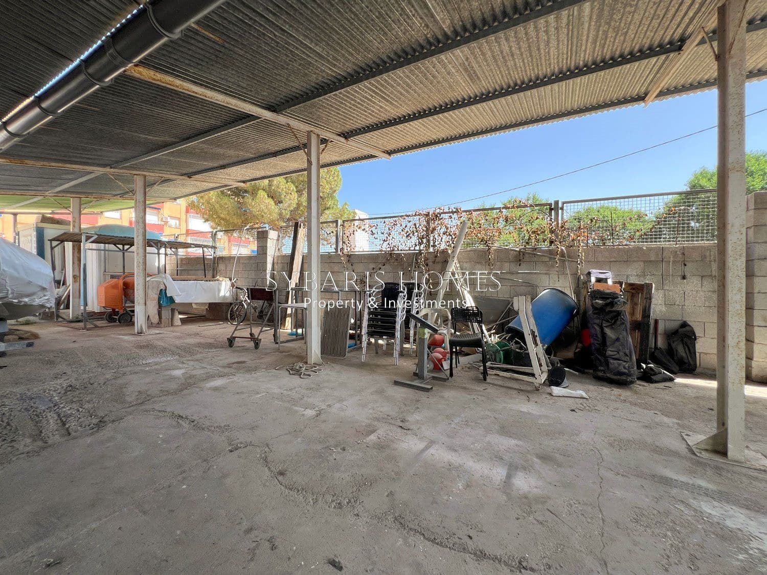 Commercial for sale in Denia with garage - € 1,650,000 (Ref: 10183799)