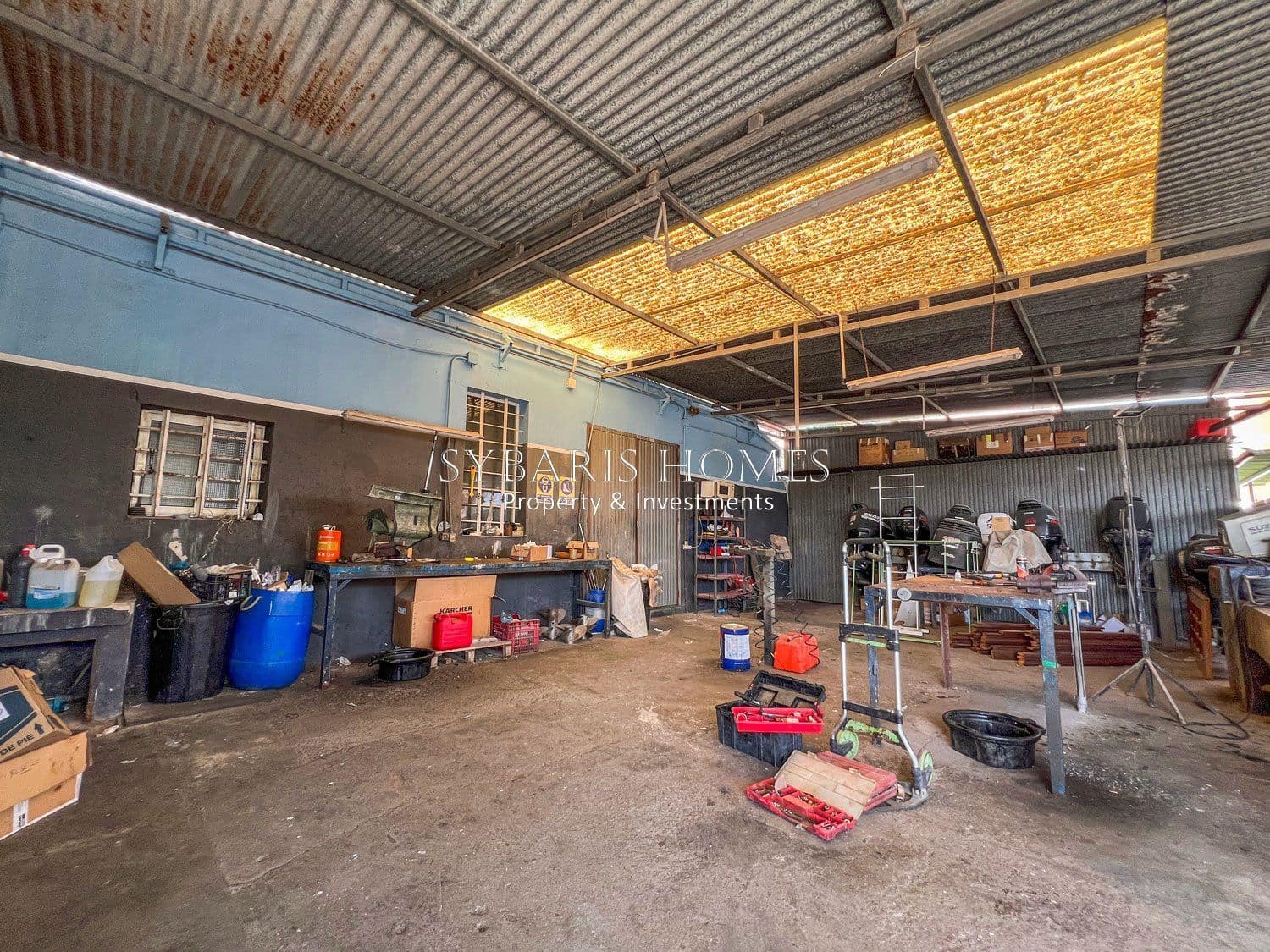 Commercial for sale in Denia with garage - € 1,650,000 (Ref: 10183799)