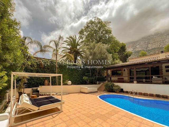 3 soverom Villa til salgs i El Montgó, Dénia med svømmebasseng garasje - € 735 000 (Ref: 10183800)