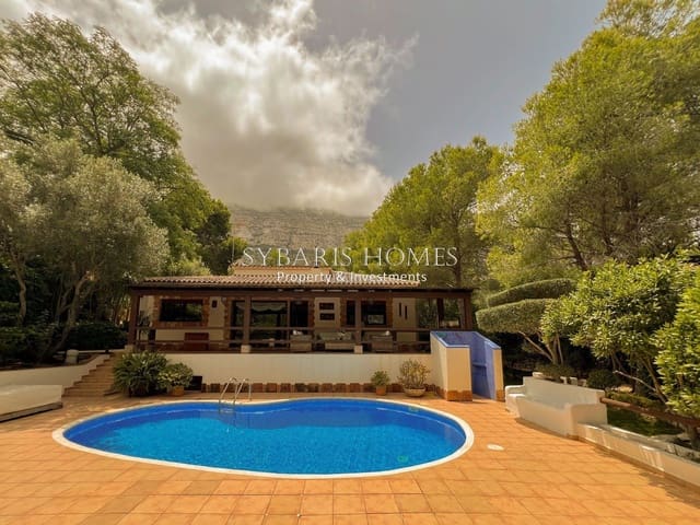 3 soverom Villa til salgs i El Montgó, Dénia med svømmebasseng garasje - € 735 000 (Ref: 10183800)