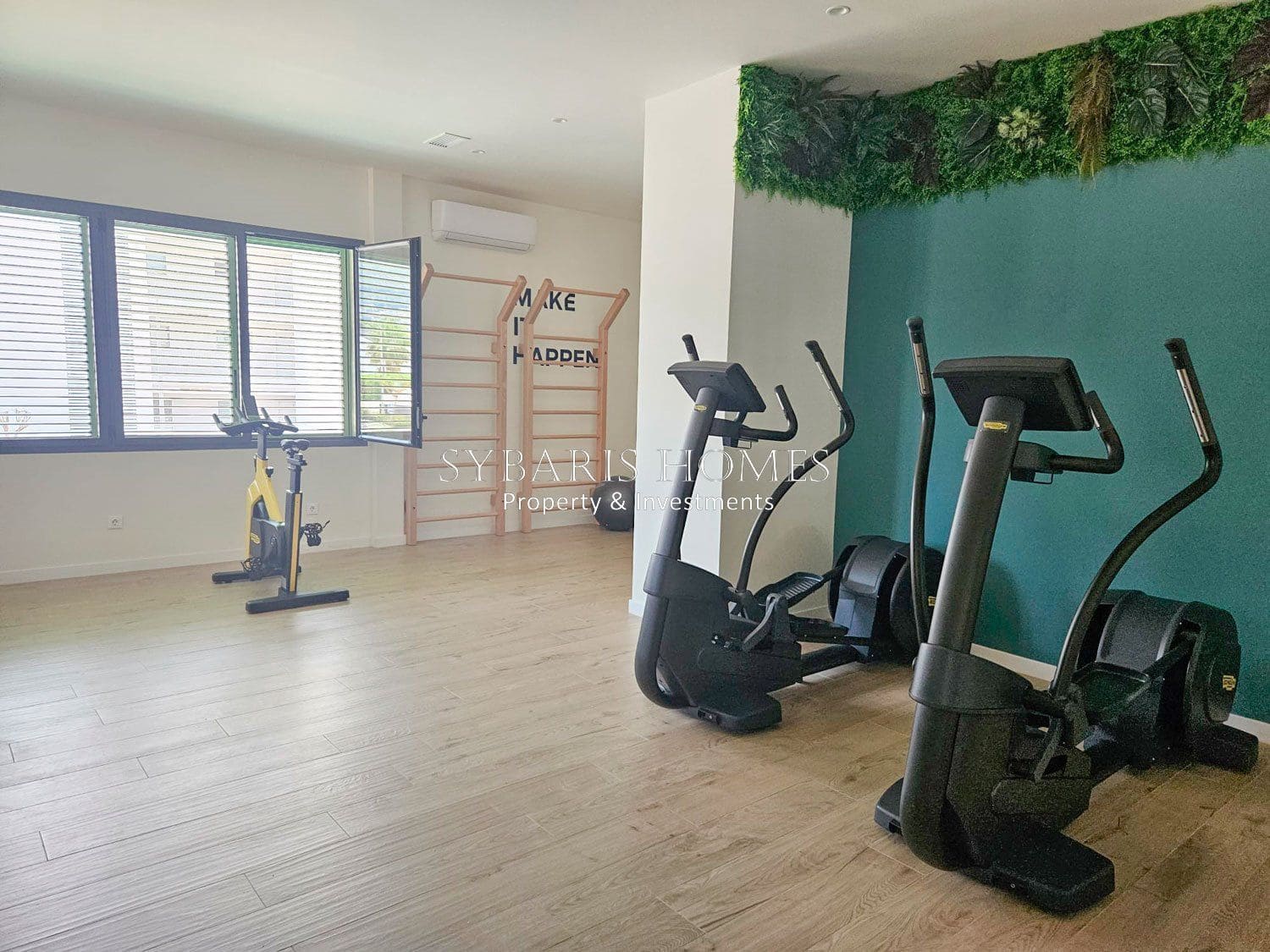 4 soveværelse Lejlighed til salg i Denia med swimmingpool garage - € 880.000 (Ref: 10183801)
