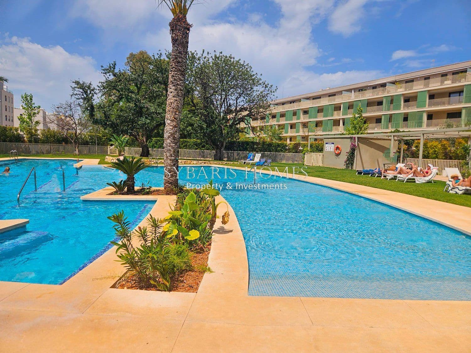 4 soveværelse Lejlighed til salg i Denia med swimmingpool garage - € 880.000 (Ref: 10183801)