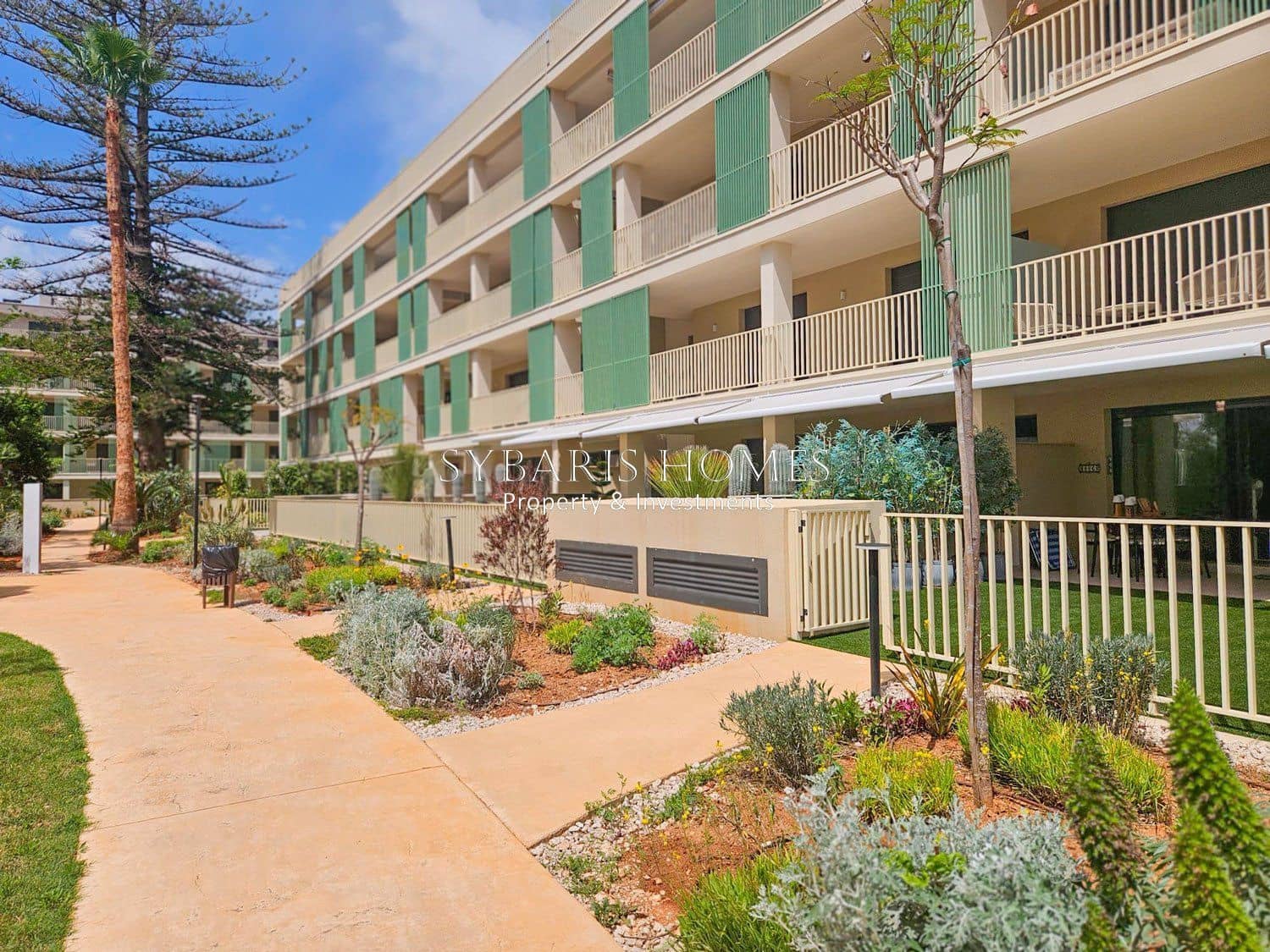 4 soveværelse Lejlighed til salg i Denia med swimmingpool garage - € 880.000 (Ref: 10183801)