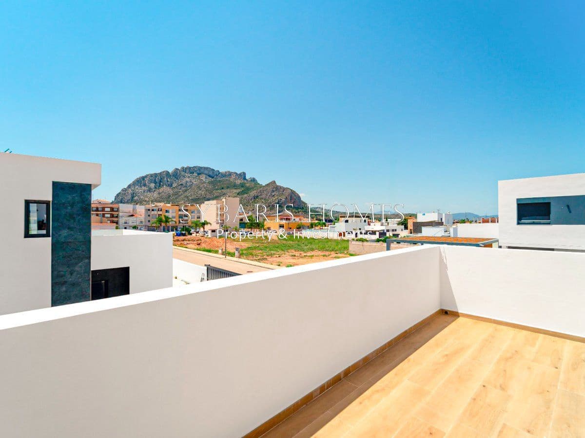 Chalet de 3 habitaciones en El Vergel / Verger en venta con piscina garaje - 447.000 € (Ref: 10183804)