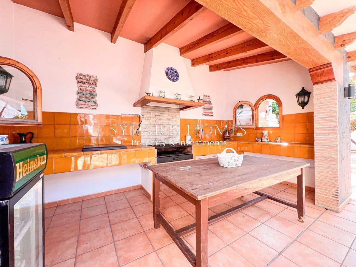 3 soverom Villa til salgs i Denia med svømmebasseng garasje - € 695 000 (Ref: 10183812)