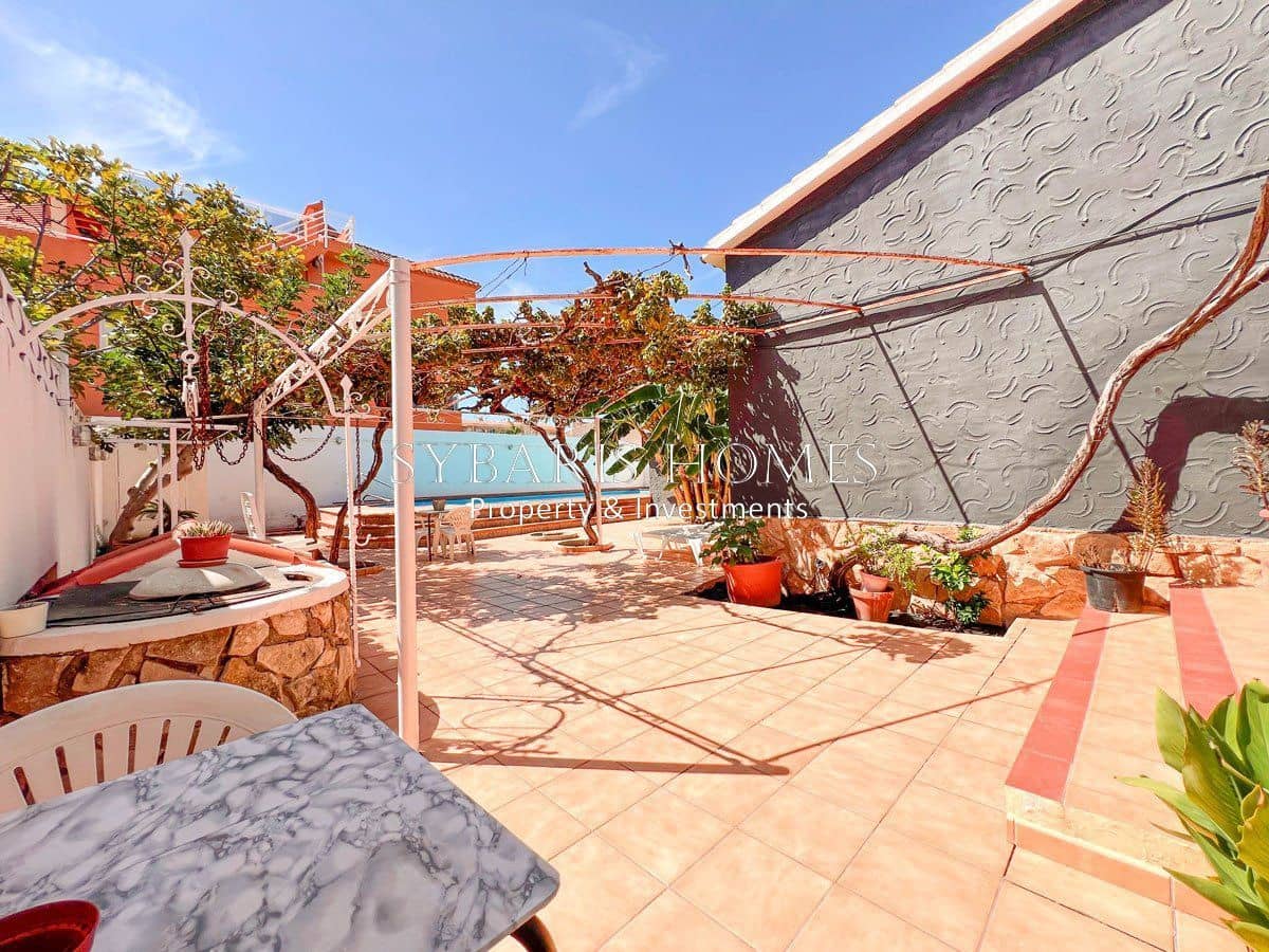 3 soverom Villa til salgs i Denia med svømmebasseng garasje - € 695 000 (Ref: 10183812)