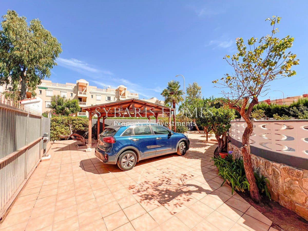 3 soverom Villa til salgs i Denia med svømmebasseng garasje - € 695 000 (Ref: 10183812)