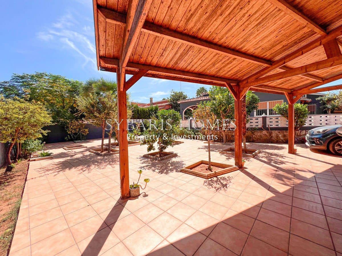 3 soverom Villa til salgs i Denia med svømmebasseng garasje - € 695 000 (Ref: 10183812)